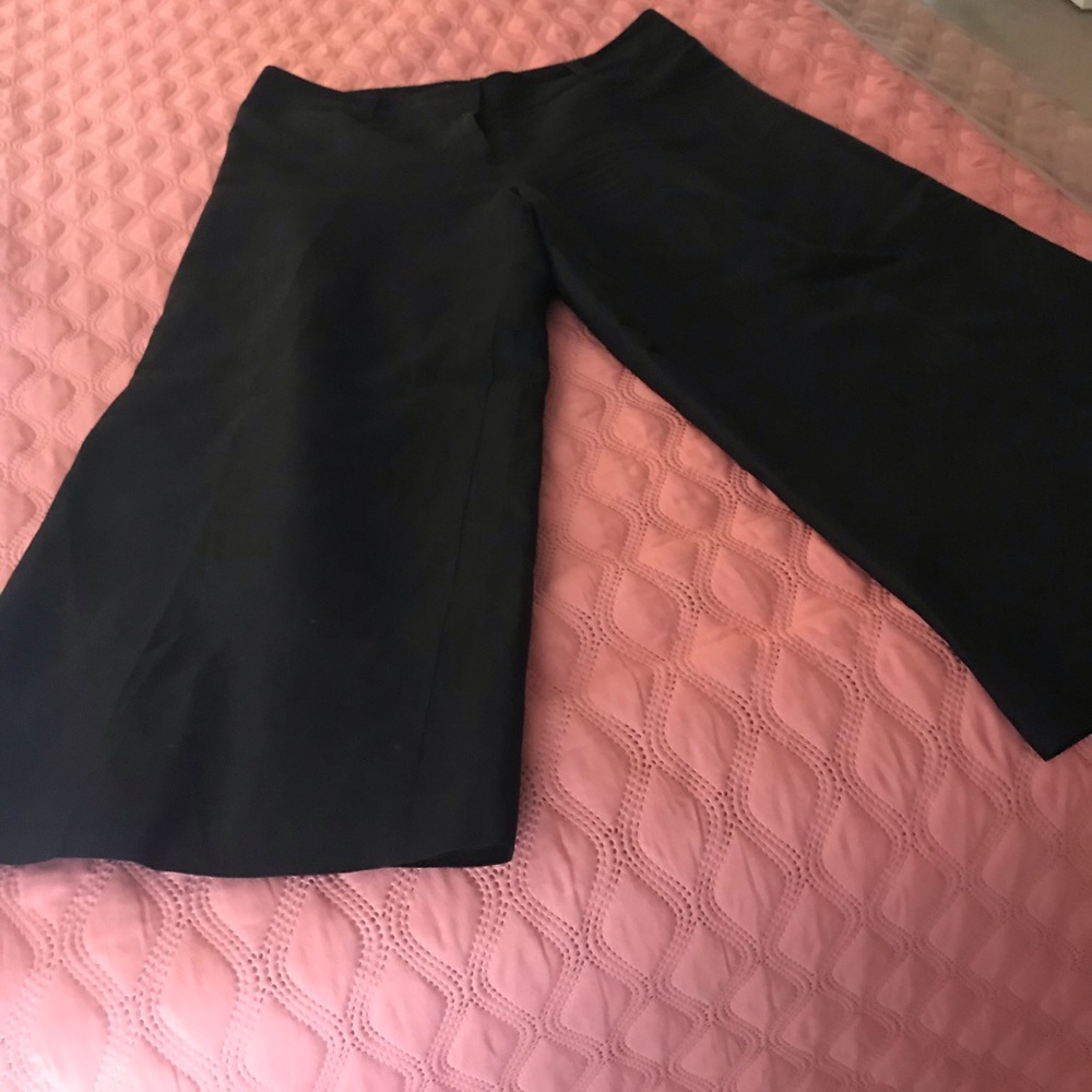 Loft wide legged Capri pants